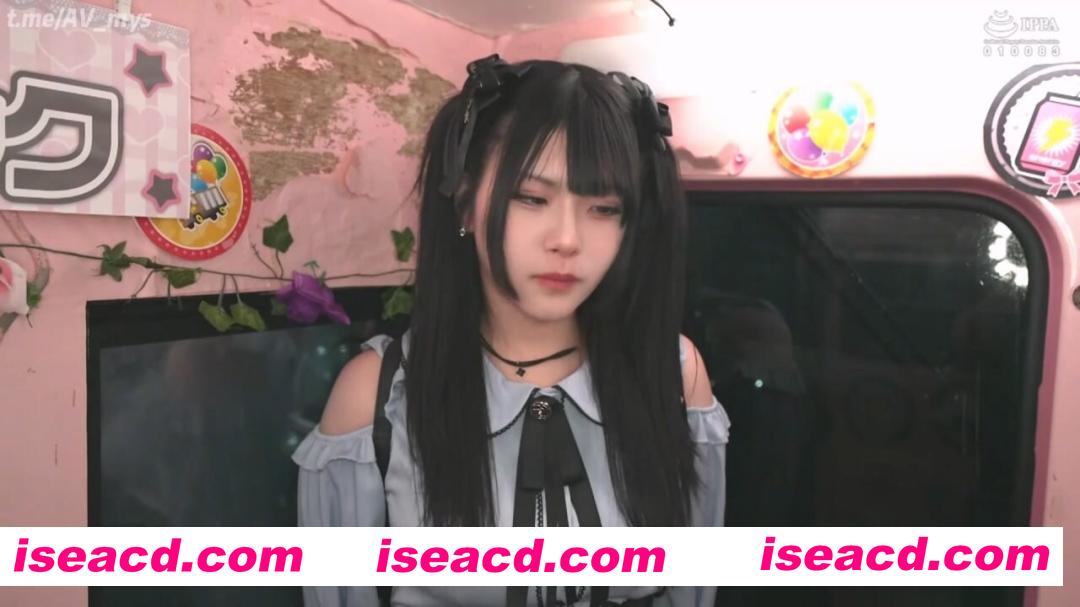 图片[1]-[COS/视频/美颜版] DVMM308-搭讪超大乃神颜地雷妹 全程美颜滤镜版 [1.4G]-嘤嘤怪之家